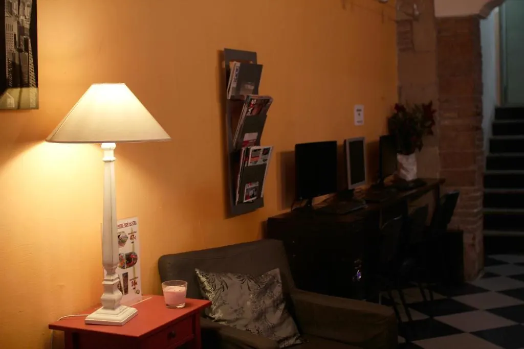 Hostel New York Barcelona