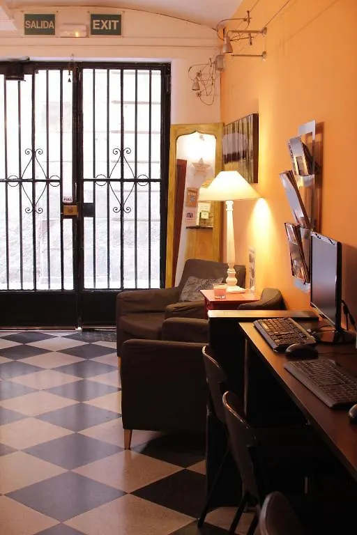 Hostel New York Βαρκελώνη 0*,  Ισπανία